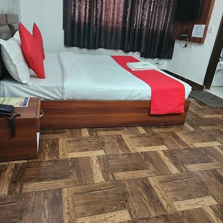 Hotel Cozy Cave Near Igi Airport Delhi New Delhi Eksteriør bilde