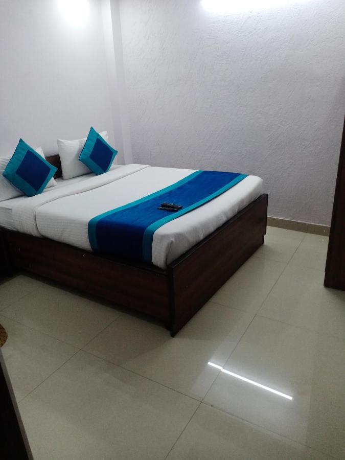 Hotel Cozy Cave Near Igi Airport Delhi New Delhi Eksteriør bilde