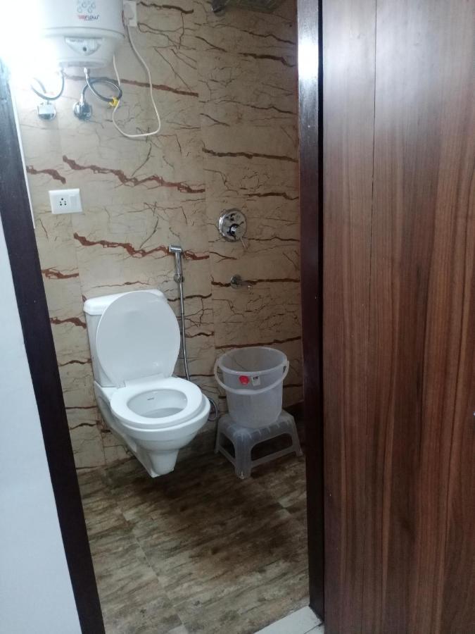 Hotel Cozy Cave Near Igi Airport Delhi New Delhi Eksteriør bilde