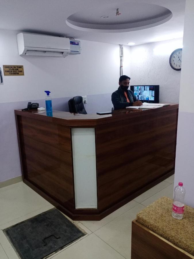 Hotel Cozy Cave Near Igi Airport Delhi New Delhi Eksteriør bilde