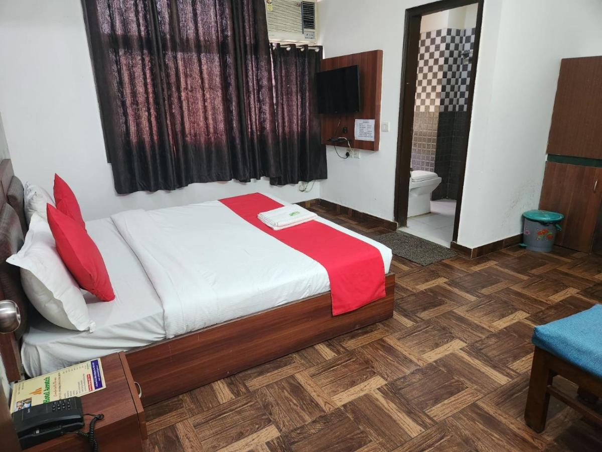Hotel Cozy Cave Near Igi Airport Delhi New Delhi Eksteriør bilde