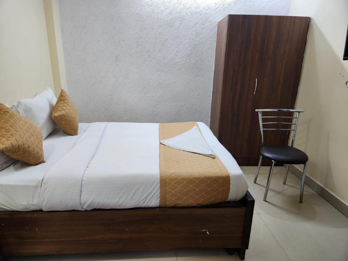 Hotel Cozy Cave Near Igi Airport Delhi New Delhi Eksteriør bilde