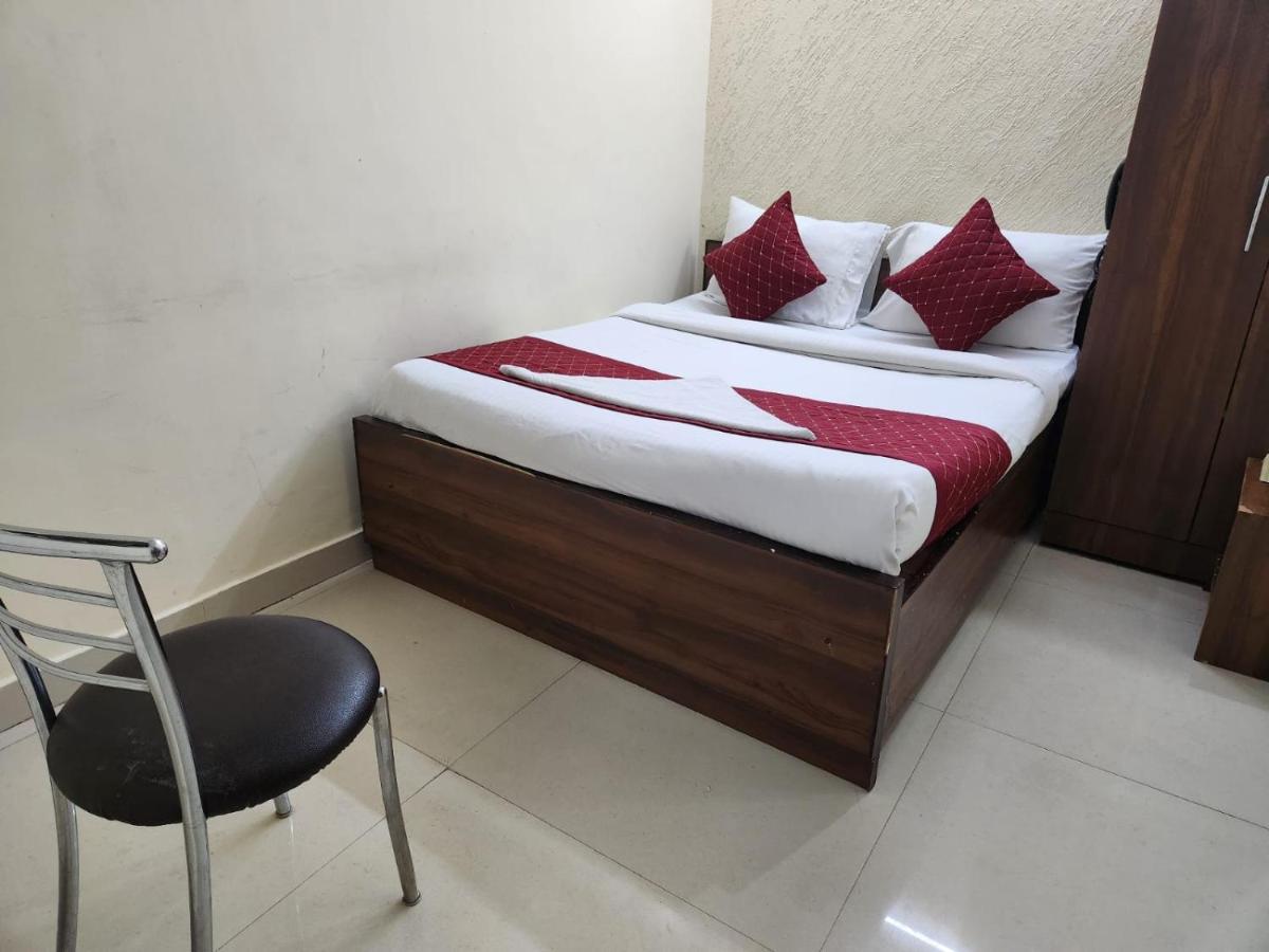 Hotel Cozy Cave Near Igi Airport Delhi New Delhi Eksteriør bilde